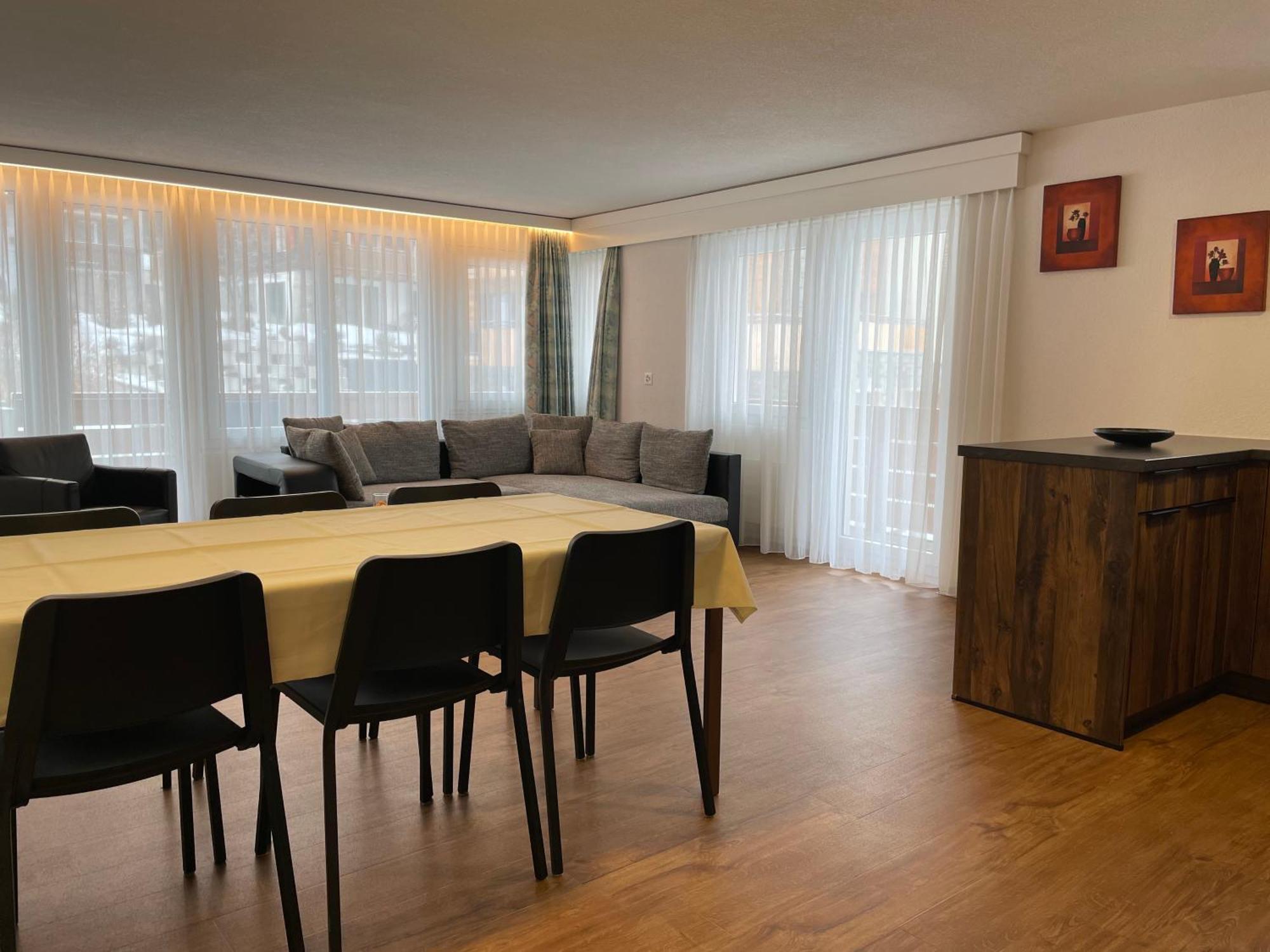 Saaserhof Apartments מראה חיצוני תמונה